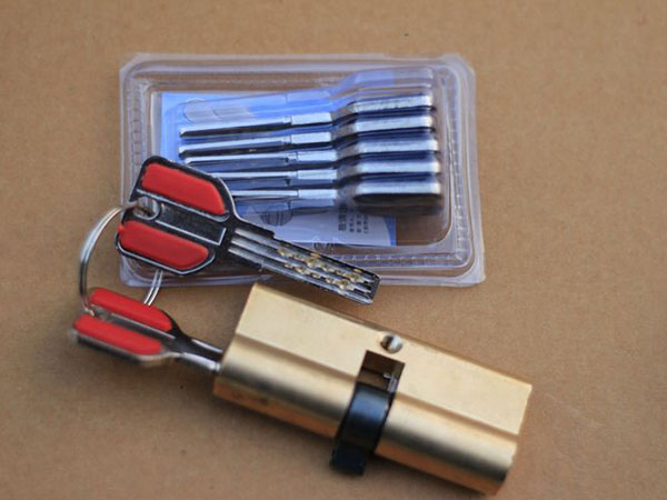 资阳24小时上门开锁公司